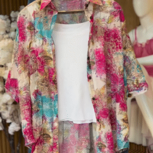 Women’s Multicolor Floral Overshirt with White Tee and Denim Shorts – Casual Layered Streetwear Ensemble