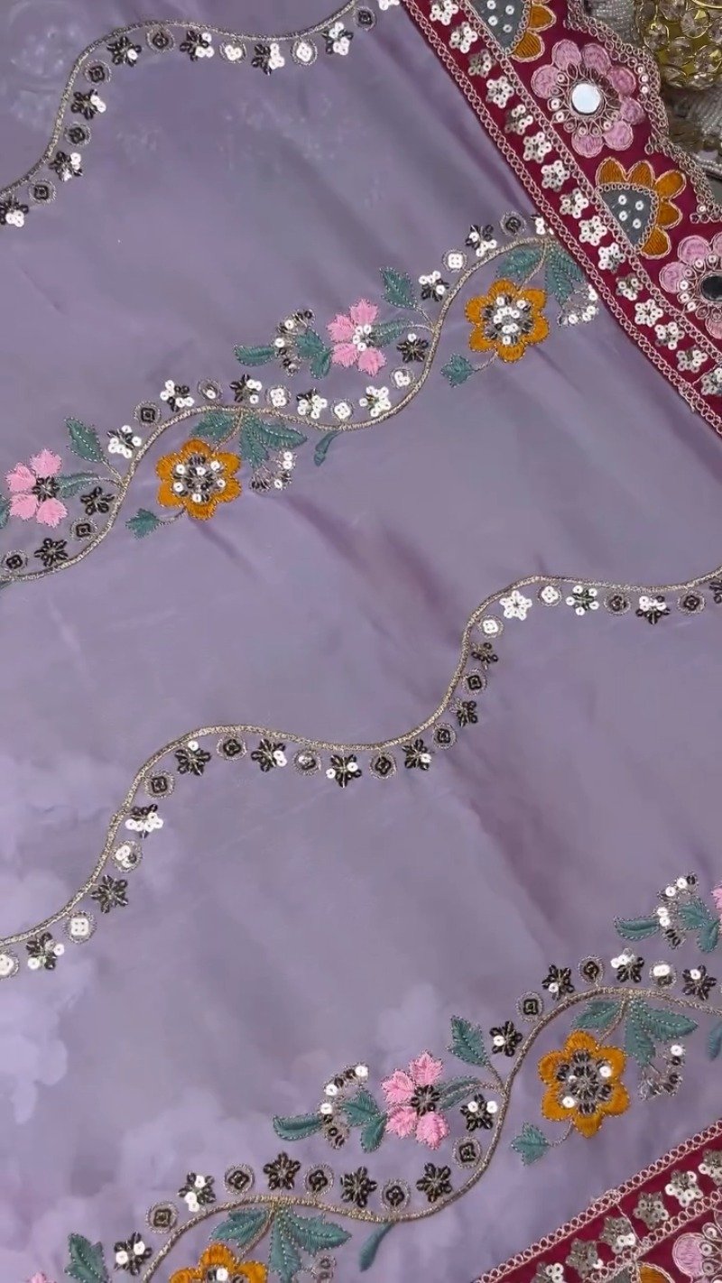 Enchanting Floral Embroidered Saree with Dual-Tone Cut-Work Blouse – Available in Lavender and Deep Berry - Image 4