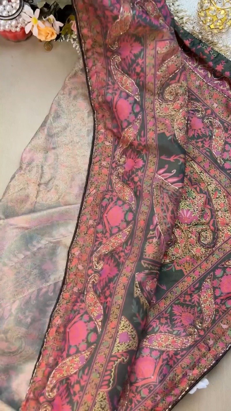 Midnight Bloom Floral Paisley Embroidered Co-ord Set โ Available in Charcoal Black & Berry Plum - Image 5
