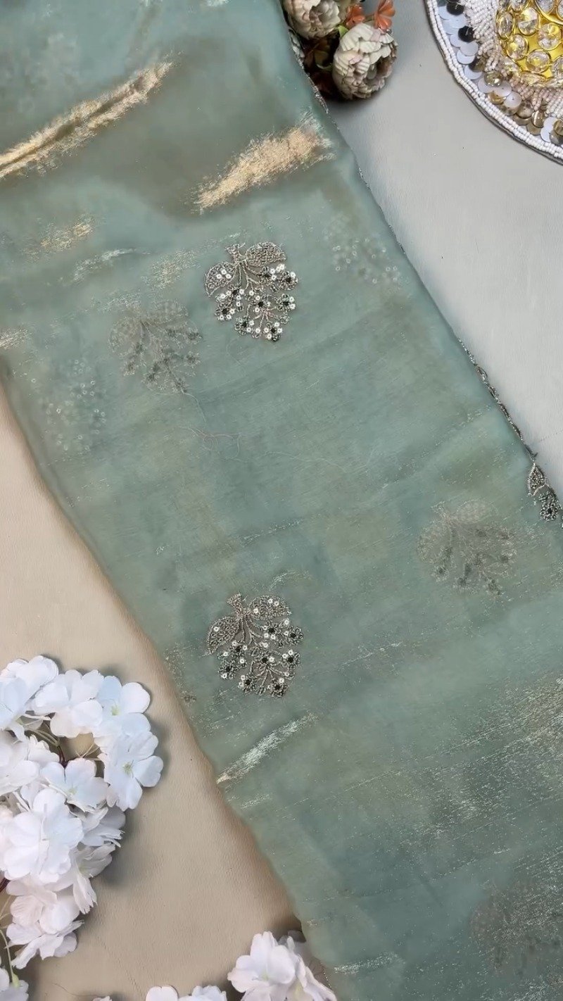 Emerald Green Velvet Blouse and Mint Shimmer Saree Set β A Dazzling Ethnic Ensemble - Image 4