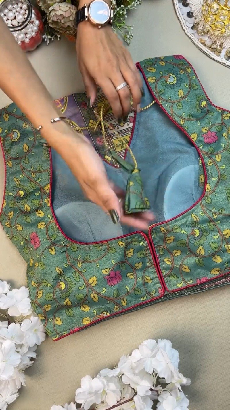 Floral Mirage Embroidered Silk Lehenga Set – Available in Vibrant Green & Soft Lilac - Image 4