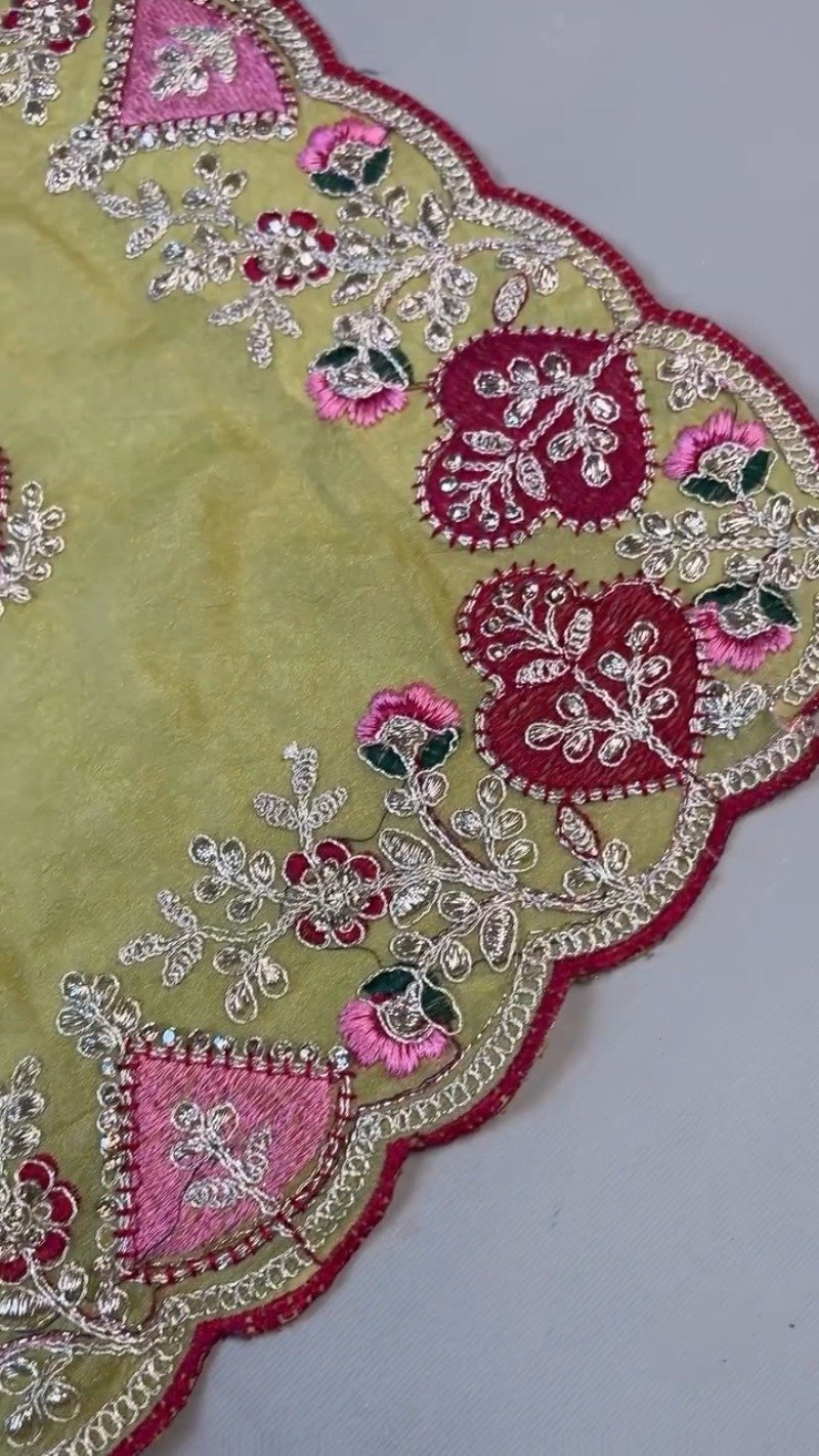 Sunshine Yellow Embellished Saree with Deep Magenta Contrast Blouse β Available in Yellow & Magenta Set - Image 5