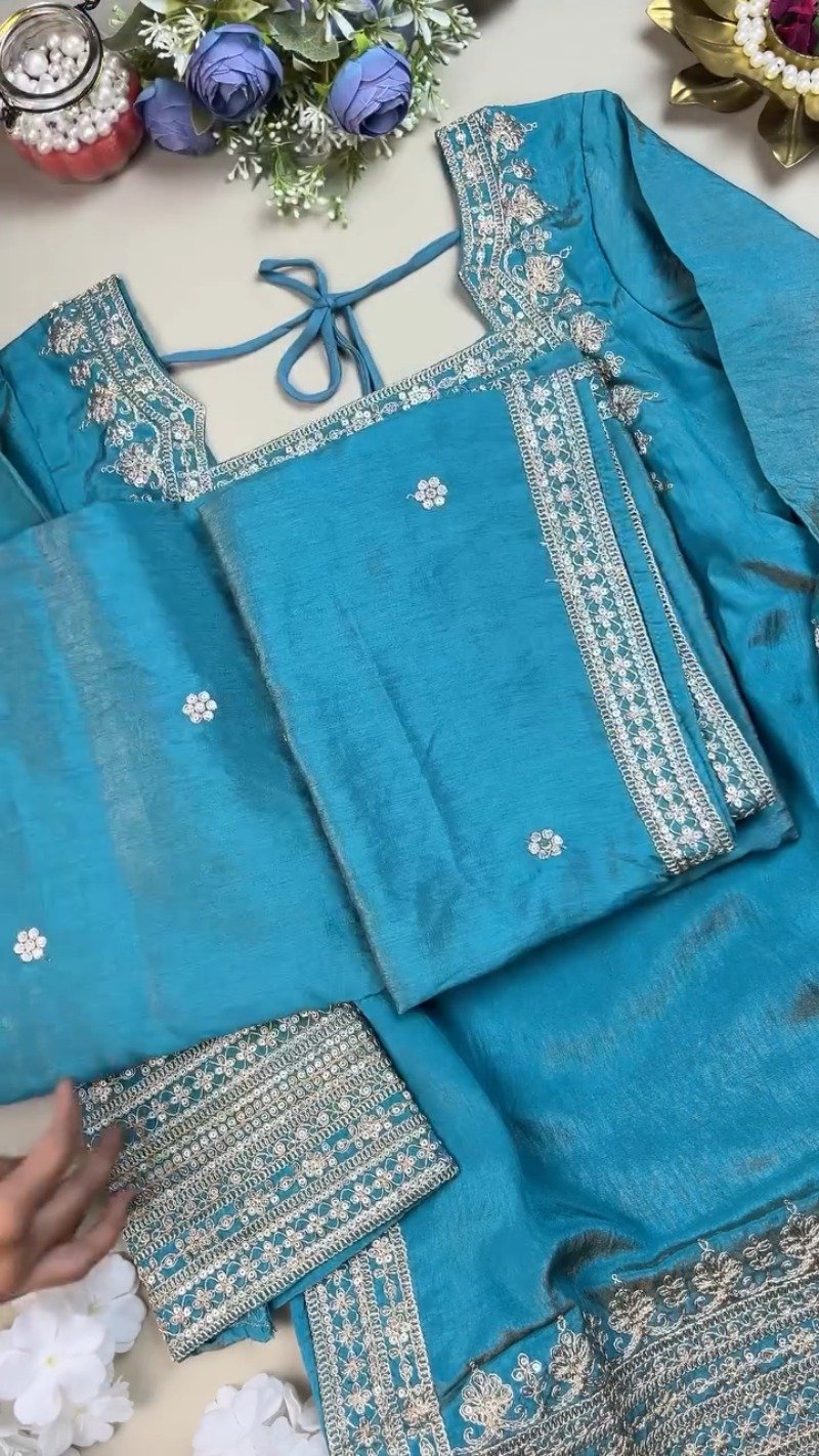 Enchanting Teal Silk Kurta Set with Intricate Silver Threadwork β Available in Classic Teal - Image 3