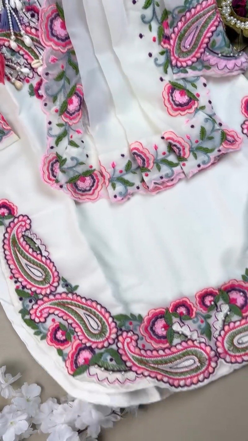 Ivory Embellished Paisley Embroidered Kurta with Tassel Accents - Image 4